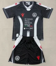 Kit de niño Udinese local 25/26