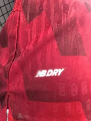 Lille local 25/26 versión jugador - Imagen 7