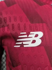 Lille local 25/26 versión jugador - Imagen 3