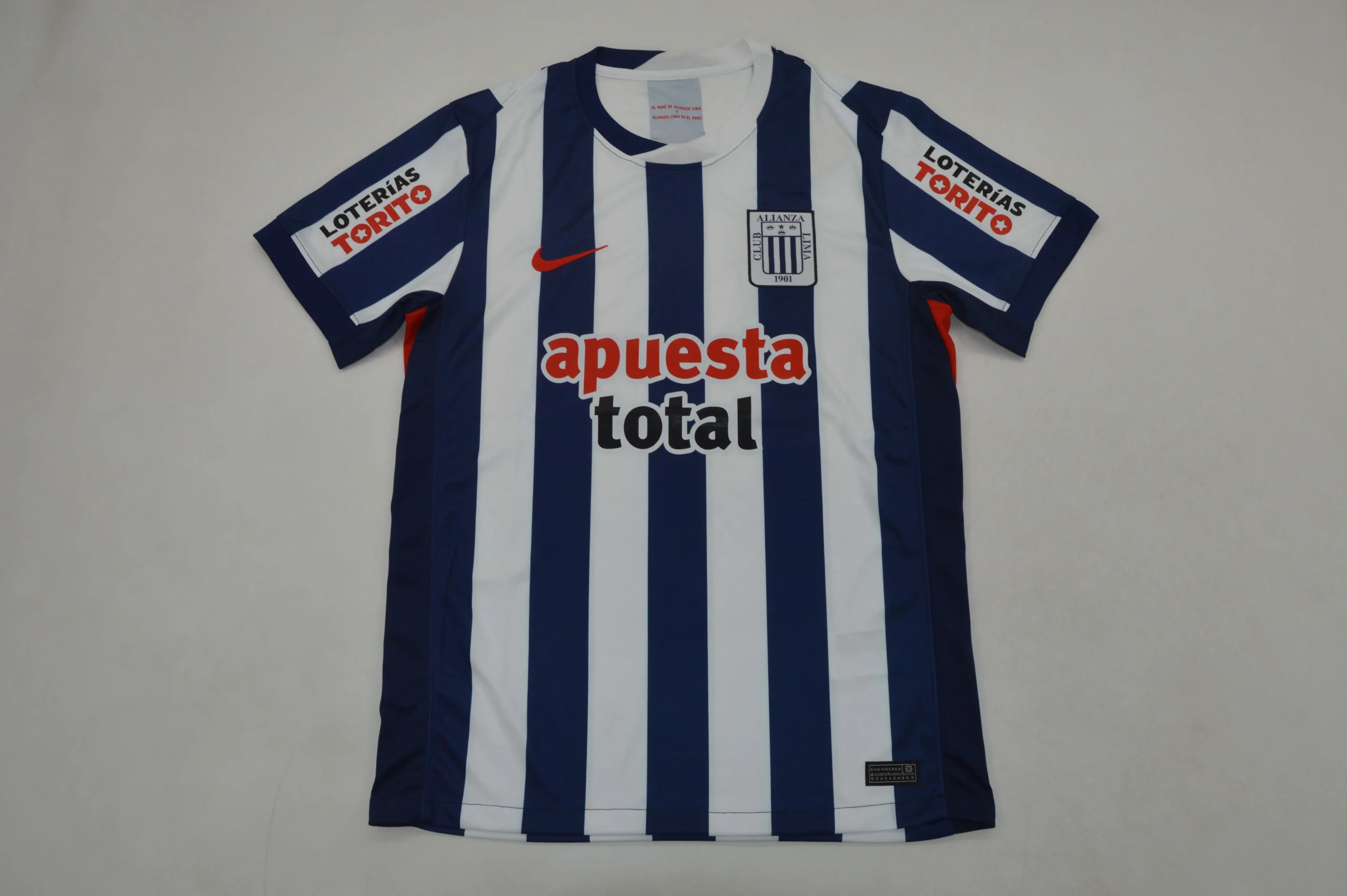 34b26d54 Alianza Lima local 26/27 - Imagen 1
