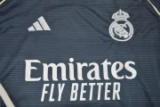 Kit de niño Real Madrid visitante 25/26 manga larga - Imagen 16