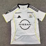 Yokohama F. Marinos visitante 26/27