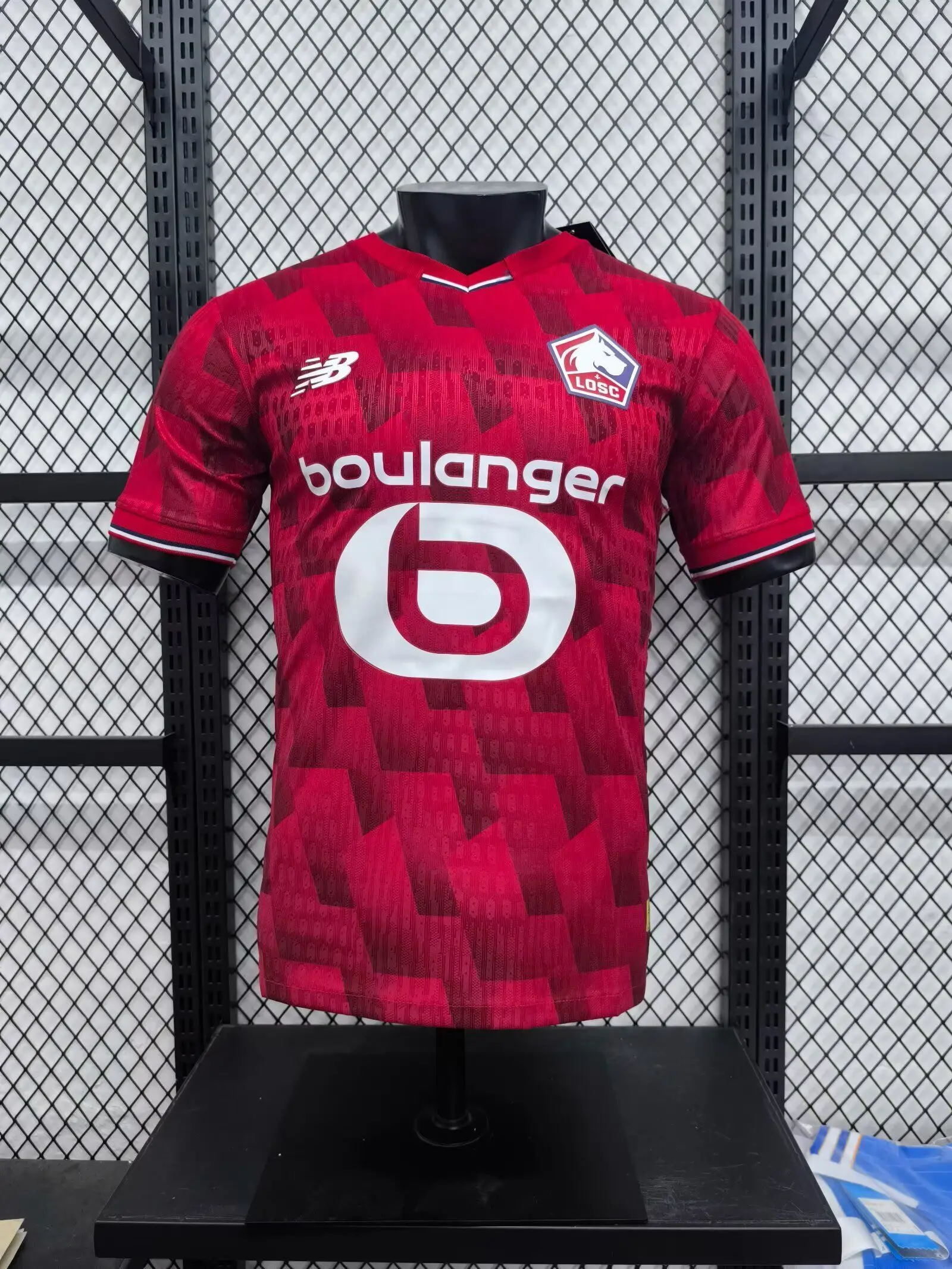 96db0ad6 Lille local 25/26 versión jugador - Imagen 1