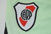 Kit de niño River Plate portero color verde 25/26 - Imagen 9