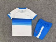 Kit de niño Universidad Católica local 26/27 - Imagen 2