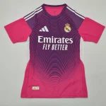Real Madrid portero color rosa 25/26 versión jugador