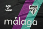 Kit de niño Málaga visitante 25/26 - Imagen 7