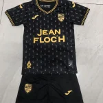 Kit de niño Lorient alternativa 25/26