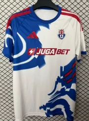 Universidad de Chile visitante 26/27
