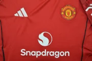 Manchester United local 25/26 versión femenina - Imagen 3