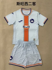 Kit de niño Swansea alternativa 25/26