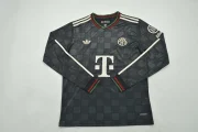 Bayern Münich alternativa 25/26 manga larga