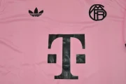 Bayern Münich portero color rosa 25/26 - Imagen 9