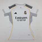 Real Madrid local 25/26 versión femenina