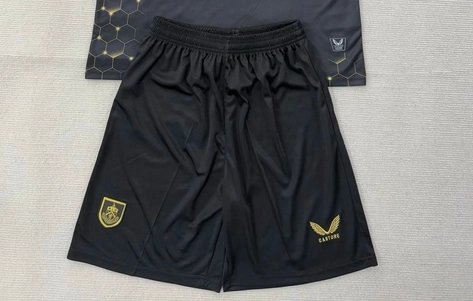 28db07b9 Short Burnley alternativa 25/26 - Imagen 1