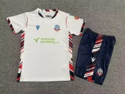 Kit de niño Bolton local 25/26