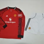 Kit de niño Manchester United local 25/26 manga larga