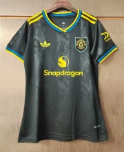 Manchester United alternativa 25/26 versión femenina