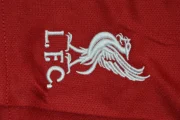 Kit de niño Liverpool local 25/26 manga larga - Imagen 9