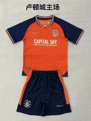Kit de niño Luton Town local 25/26