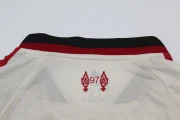 Kit de niño Liverpool visitante 25/26 versión jugador - Imagen 17