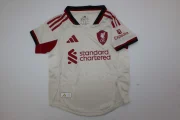 Kit de niño Liverpool visitante 25/26 versión jugador - Imagen 10