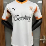 Blackpool visitante 25/26