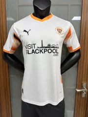 Blackpool visitante 25/26