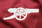 Kit de niño Arsenal alternativa 25/26 - Imagen 9