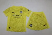 Kit de niño Manchester City portero color amarillo 25/26