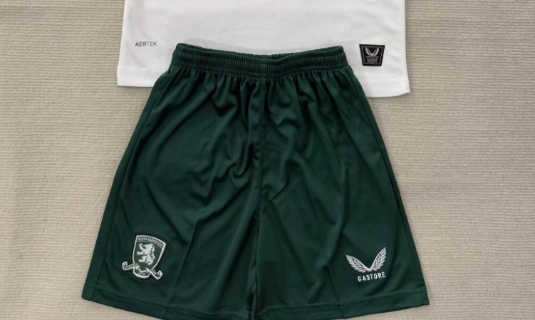 8e17c07f Short Middlesbrough alternativa 25/26 - Imagen 1