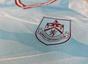 Burnley visitante 25/26 - Imagen 3
