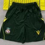 Short Wrexham visitante 25/26