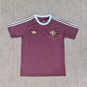 Aston Villa edición especial retro 25/26