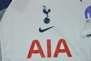 Tottenham local 25/26 versión femenina - Imagen 7