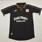St. Pauli edición especial retro 25/26