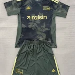 Kit de niño Unión Berlín visitante 25/26