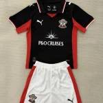 Kit de niño Southampton alternativa 25/26