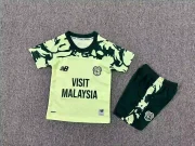 Kit de niño Cardiff City visitante 25/26