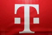 Bayern Münich local 25/26 versión femenina - Imagen 3