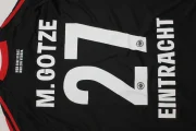 Eintracht Frankfurt local 25/26 - Imagen 10