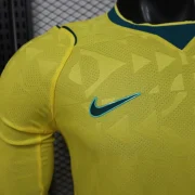 Brasil local 2026 manga larga versión jugador - Imagen 6