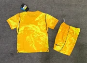 Kit de niño Inglaterra portero color amarillo 2026 - Imagen 2
