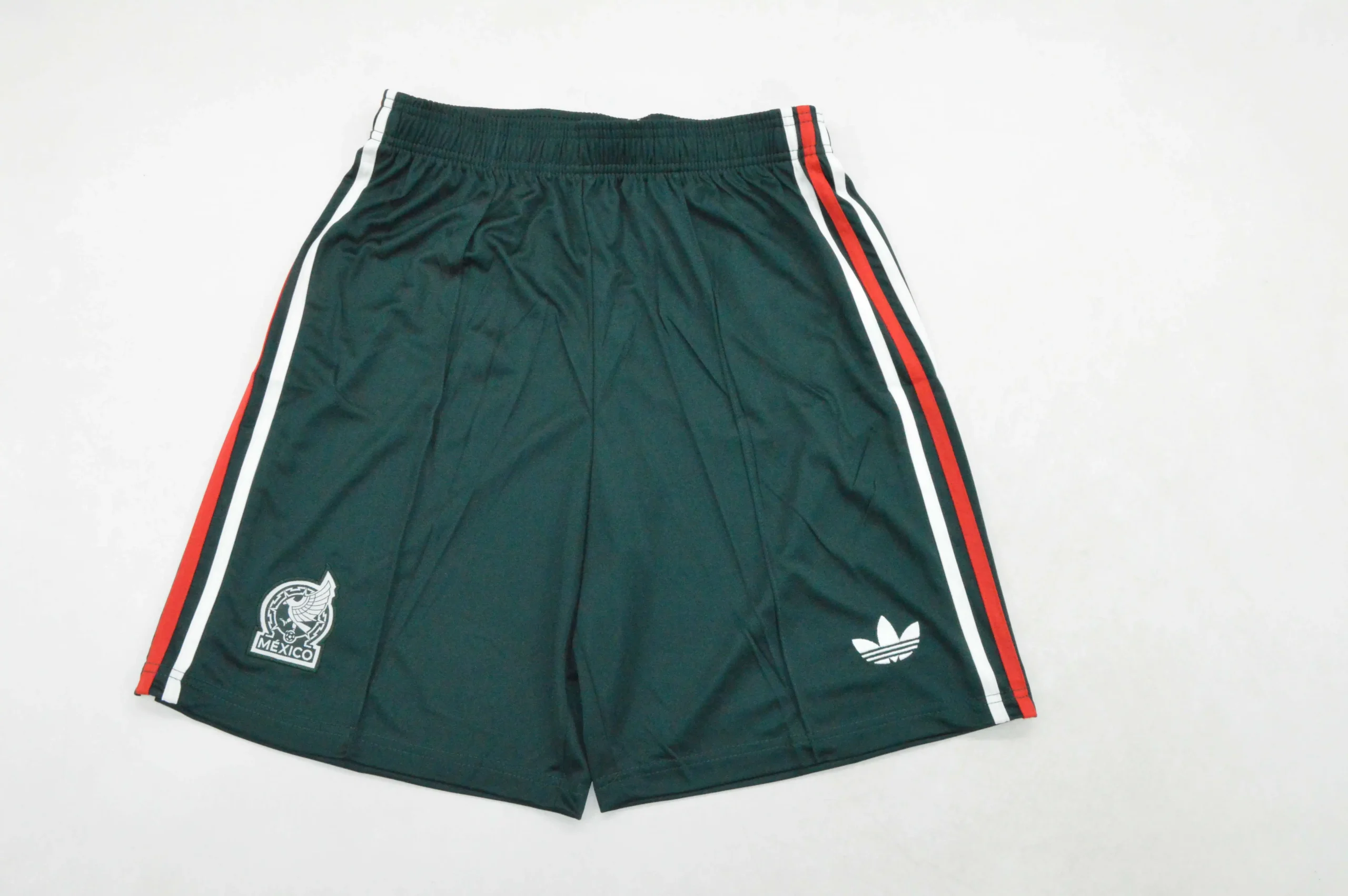 0a2999ab Short México visitante 2026 - Imagen 1