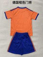 Kit de niño Alemania portero color naranja 2026 - Imagen 2