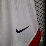 Short Inglaterra local 2026 versión jugador - Imagen 4