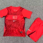 Kit de niño Turquía visitante 2026