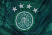 Kit de niño Alemania portero color verde 2026 - Imagen 11