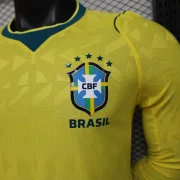 Brasil local 2026 manga larga versión jugador - Imagen 10
