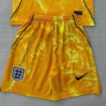 Short Inglaterra portero color amarillo 2026